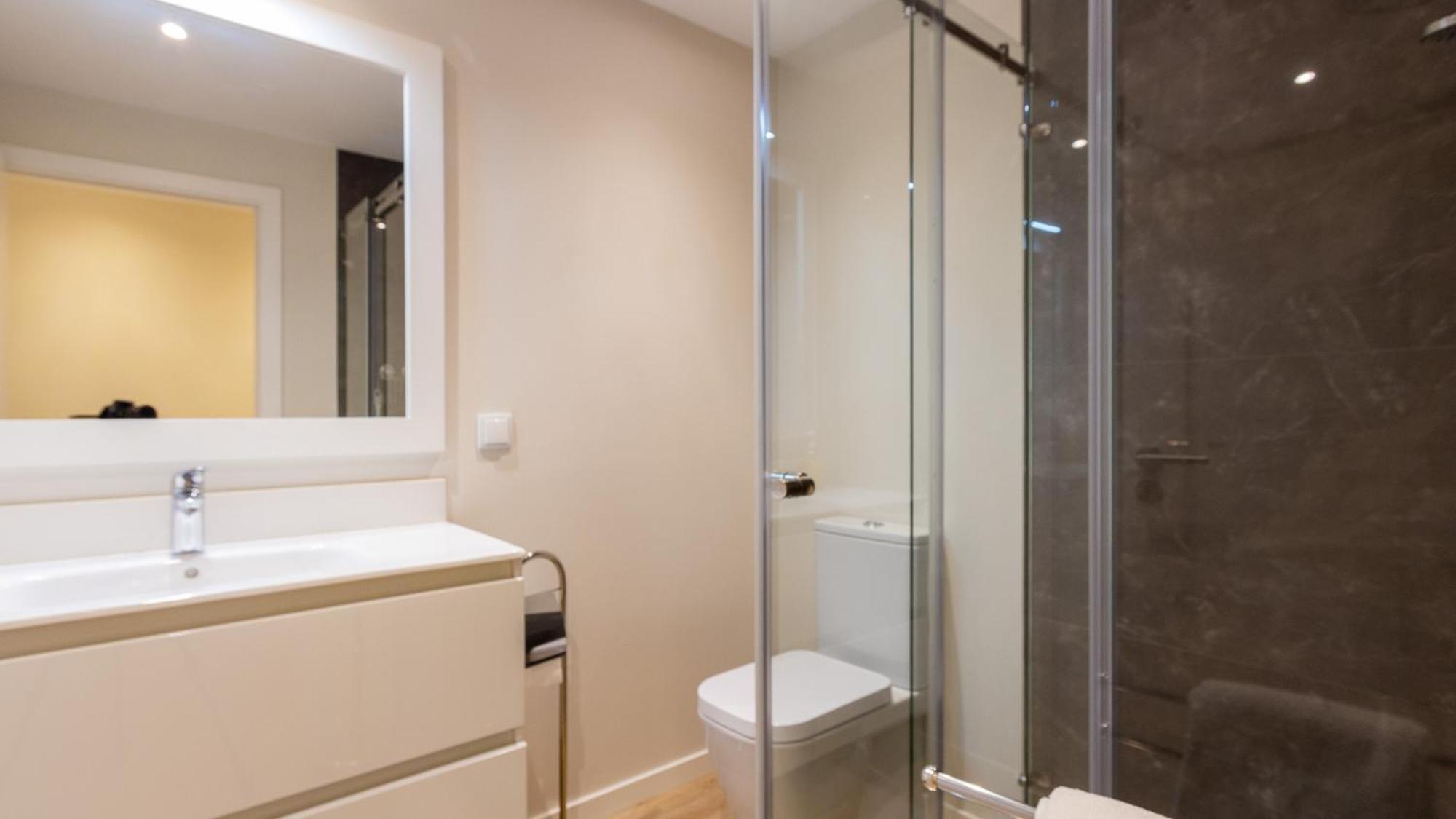 Luxury And Modern Apartment In Porto Moniz Center Luaran gambar