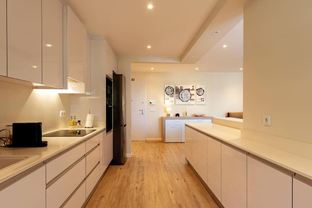 Luxury And Modern Apartment In Porto Moniz Center Luaran gambar