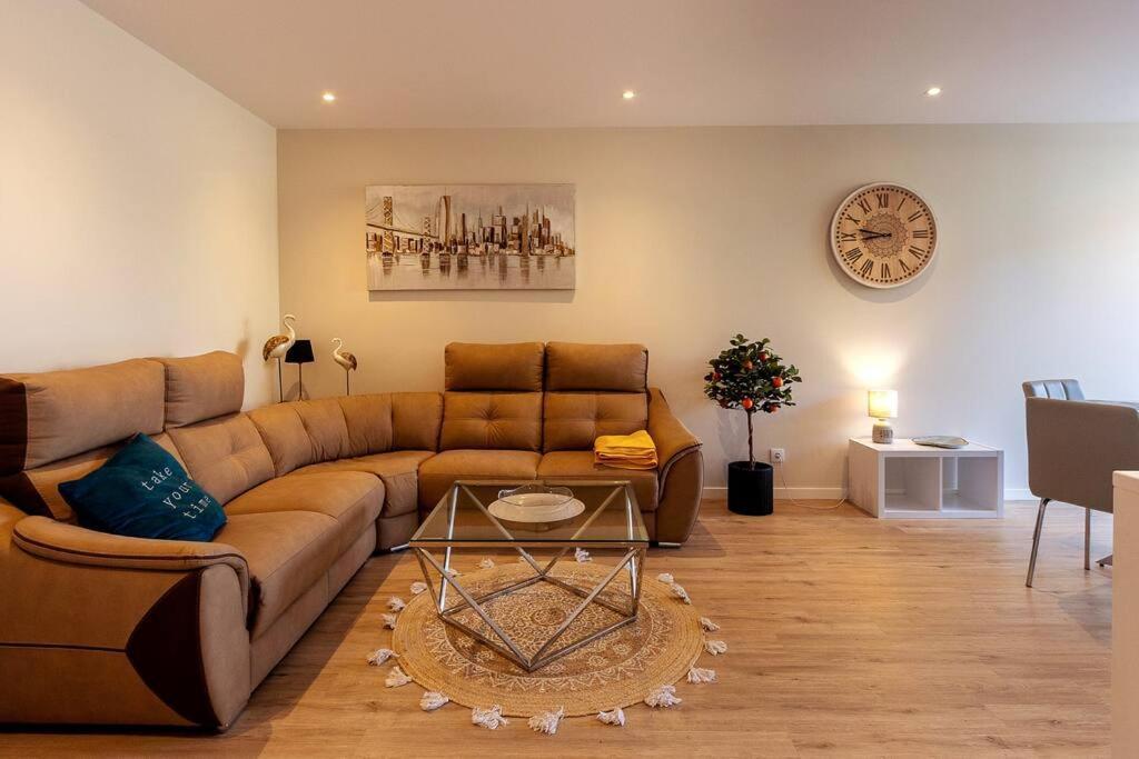 Luxury And Modern Apartment In Porto Moniz Center Luaran gambar