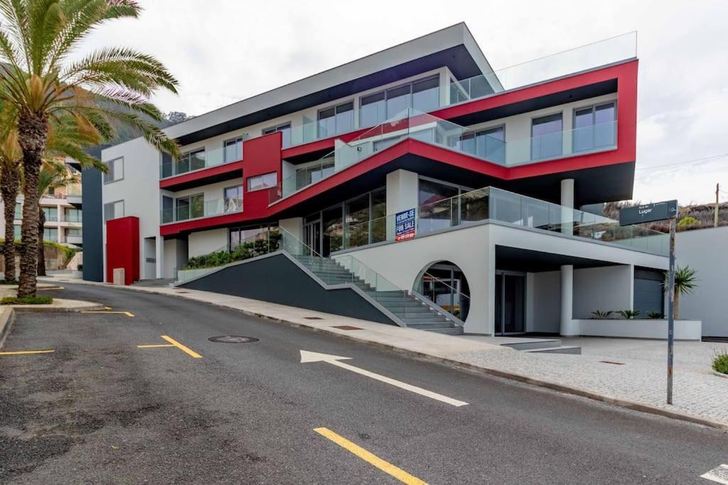 Luxury And Modern Apartment In Porto Moniz Center Luaran gambar