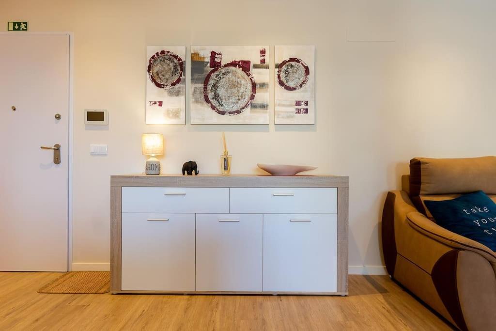 Luxury And Modern Apartment In Porto Moniz Center Luaran gambar